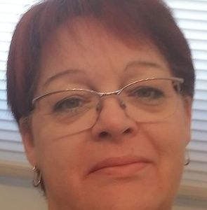 Meet your Posher, Suzanne